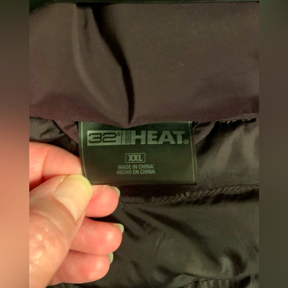 32 Degrees Puffer Hooded Jacket - Picture 3 of 4
